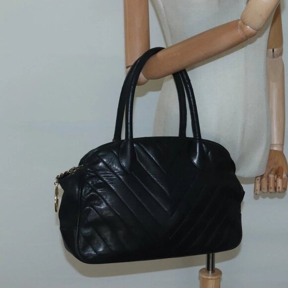 CHANEL V stitch Hand Bag Lamb Skin Black CC Auth - Picture 1 of 16
